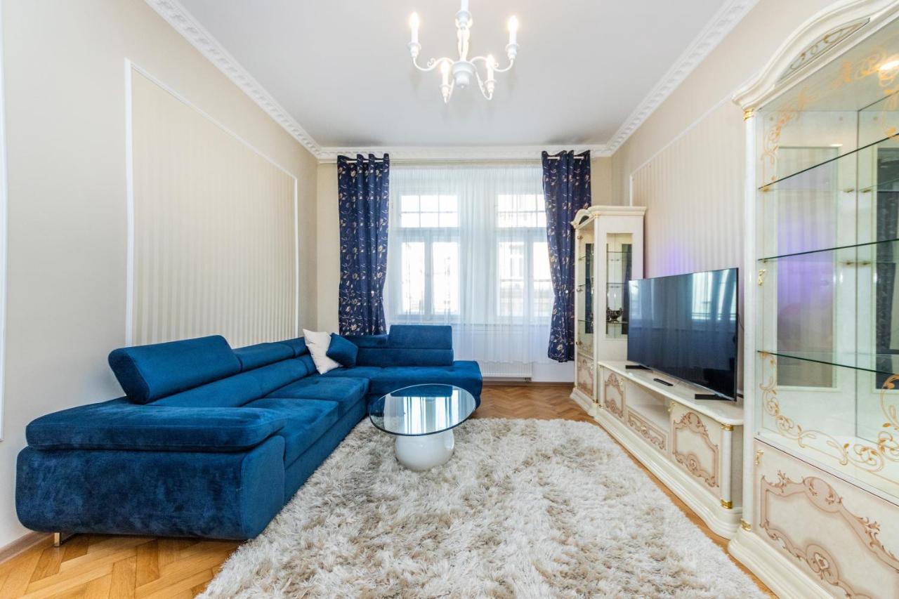 Prostorny Tripokojovy Apartman U Nabrezi Vltavy Lejlighed Prag Eksteriør billede