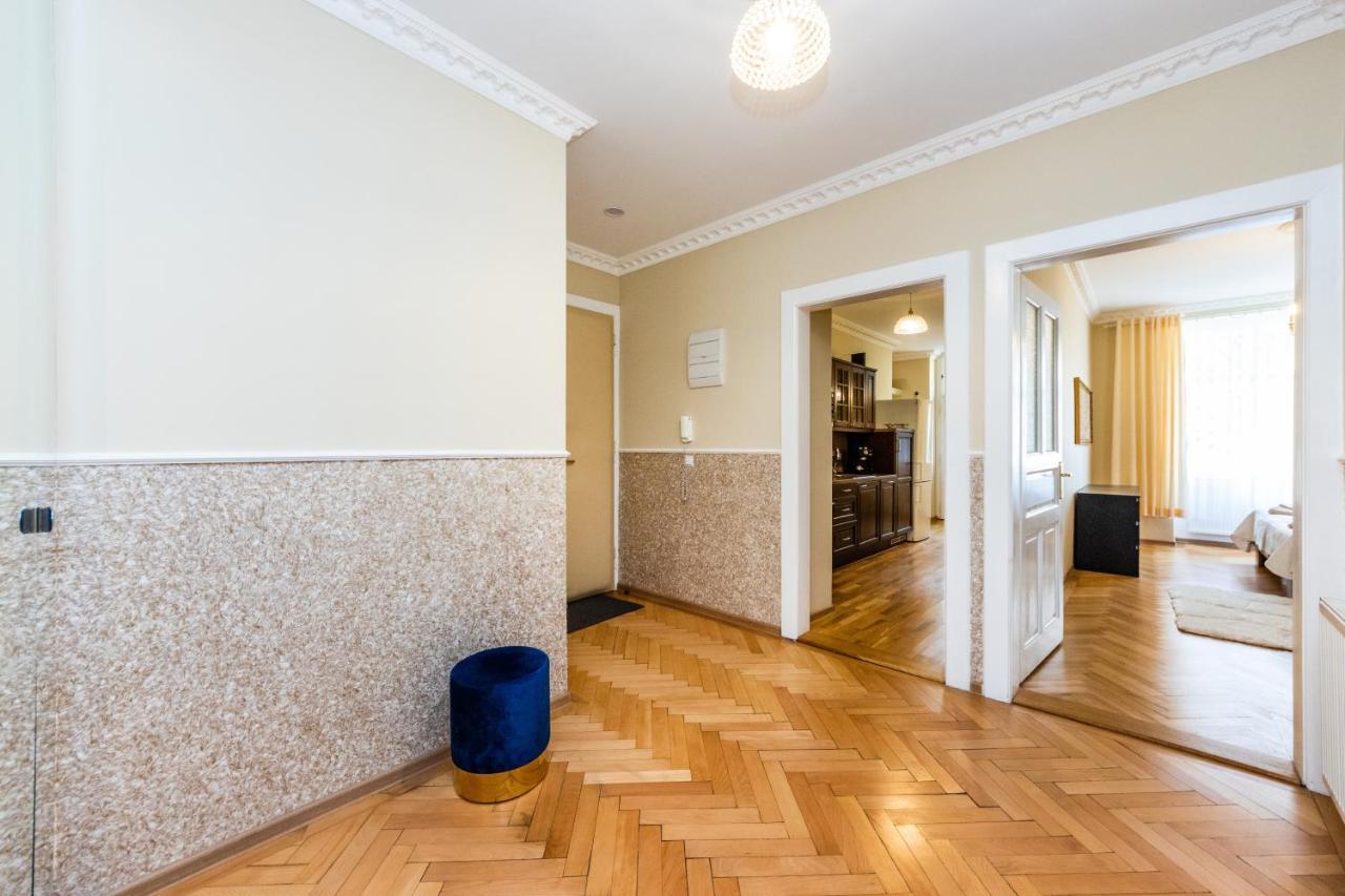 Prostorny Tripokojovy Apartman U Nabrezi Vltavy Lejlighed Prag Eksteriør billede